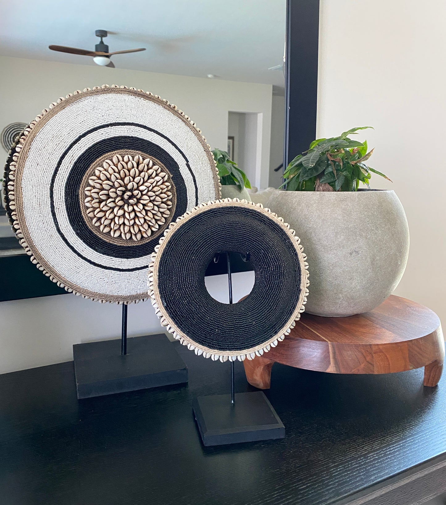 Decorative Beaded African Shield on Stand (18 in.) – White SP30W