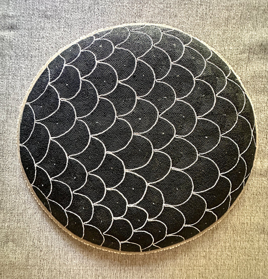 Decorative Beaded African Shield (22 in.) – Black & White SL55M19